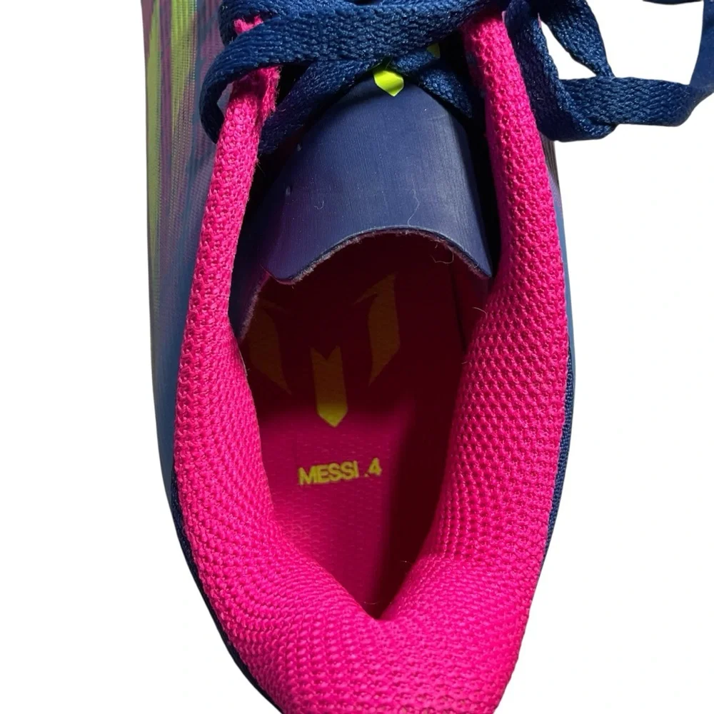 Adidas Messi.4 SpeedFlow indoor soccer shoes women’s 7